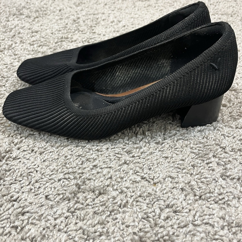 Vivaia Margot Black Ribbed Knit Square Toe Block Heel Pumps Wmns. Sz. 8.5M